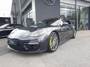 Porsche Panamera 4 E-hybrid Sport Turismo 10 - Image 3