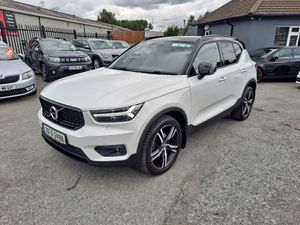 Volvo XC40 201 R-DESIGN PRO 1.5 PET 164BHP AUTO - Image 4