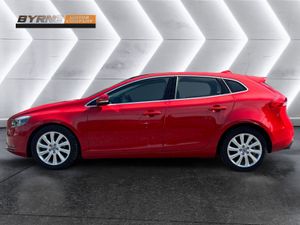 Volvo V40 T4 LEATHER AUTO, 2014 - Image 2