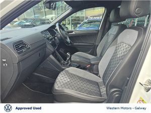 Volkswagen Tiguan 2.0 TDI 150HP R-line rear Camer - Image 4