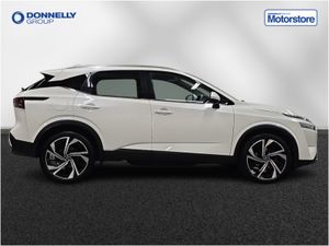 Nissan Qashqai Hatchback Tekna - Image 4