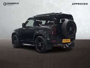 Land Rover Defender Diesel Estate X-Dynamic HSE - Image 3