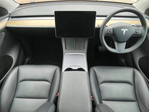 Tesla Model Y Long-range Dual Motor AWD - Image 2