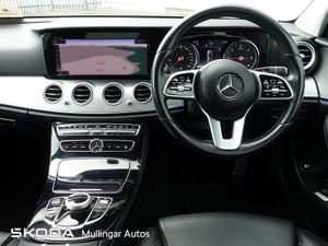 Mercedes-Benz E-Class E 220 D Avantgard 18  A/T - Image 2