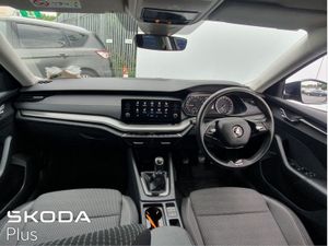 Skoda Octavia Octavia AMB 2.0tdi 115HP - Image 2