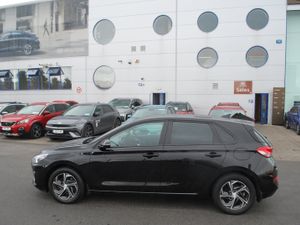 Hyundai i30 2022 - Image 2
