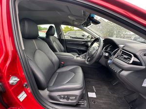 Platinum Edition - Heated Leather - Low Mileage - Image 2