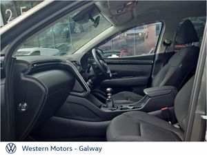 Hyundai Tucson Comfort Plus  1 Owner  Low Kms - Image 4