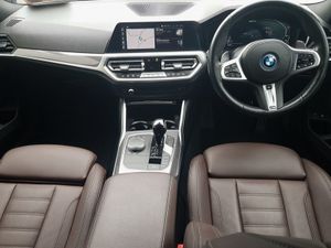 BMW 3 Series 330e M Sport Pro Edition - Image 4