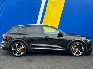 Audi e-tron 50 QUATTRO RS-PERFORMANCE // NEW 22" R - Image 2