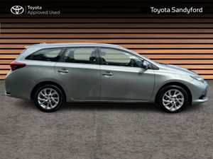 Toyota Auris 1.2T LUNA TOURING SPORT/ESTATE // AIR - Image 3