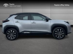 Toyota Yaris Cross LUNA SPORT BI-TONE - Image 3