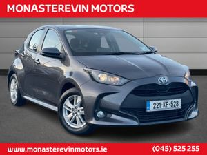 Toyota Yaris HYBRID LUNA 4DR AUTO - SOLD WITH WARR - Image 3