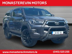 Toyota Hilux 2.8 INVINCIBLE AUTO 4DR A - SAT NAV I - Image 3