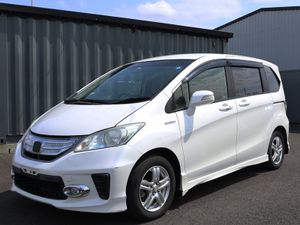 Honda freed 7 seater hybrid - Image 3