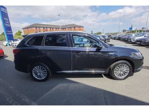 Mitsubishi Outlander 2.4 DYNAMIC AUTOMATIC PETROL - Image 4