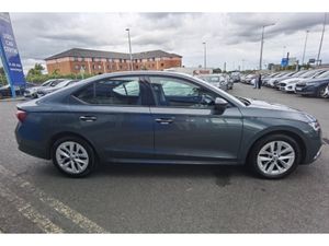Skoda Octavia 2.0TDI AMBITION DSG AUTOMATIC 115BHP - Image 4