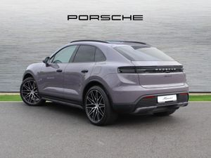 Porsche Macan 4 Electric - Image 2