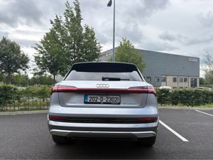 Audi e-tron TECHNIK 50 QUATTRO 5DR AUTO - Image 4