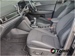 Kia Sportage  K3 Diesel Mhev Stunning Spec low Mi - Image 4