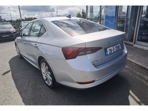 Skoda Octavia 2.0TDI STYLE 115BHP - FINANCE AVAILA - Image 4