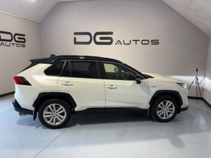 Toyota Rav4 2.5 Icon 4X2 215BHP 5DR A Auto - Image 2