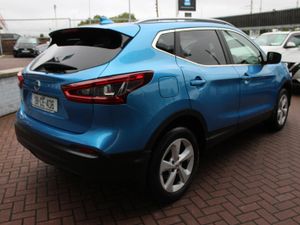 NISSAN QASHQAI 1.2 SV EDITION 5DR ESTATE //  GREAT - Image 3