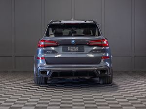 2022 BMW X5 X-Drive 45e M-Sport - Image 4