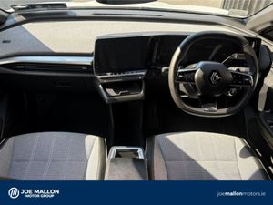 Renault Megane E-Tech Ev60 220hp Techno - Image 4