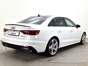 Audi A4 30 TDI 136HP S-line Black Pack - Image 4