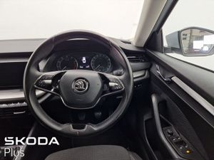 Skoda Octavia Ambition 1.0tsi 110HP - Image 3
