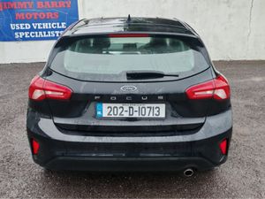 Ford Focus ZETEC EDITION 1.5 TD 120 M M6 4DR - Image 3