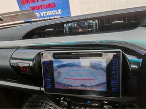 Toyota Hilux DC INVINCIBLE 4DR AUTO - Image 4