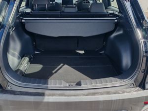 Toyota Corolla CROSS LUNA 1.8 4DR AUTO - Image 2