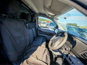 Peugeot Expert ACTIVE LONG 2.0 BLUE HD HDI 120 4 - Image 4