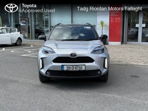 Toyota Yaris Cross LUNA SPORT BI TONE - Image 2
