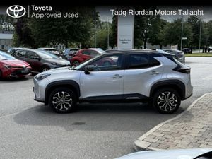 Toyota Yaris Cross LUNA SPORT BI TONE - Image 4