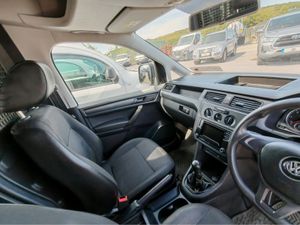 Volkswagen Caddy PVM TDI 102HP MANUAL 5SPEED 5DR - Image 3