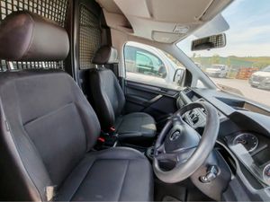 Volkswagen Caddy PVM TDI 102HP MANUAL 5SPEED 5DR - Image 4