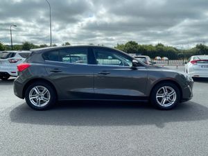Ford Focus Zetec 1.5 Diesel - Image 3