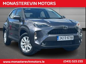 Toyota Yaris Cross LUNA - LOW MILEAGE - Image 3