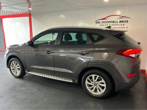 Hyundai Tucson TUCSON EXECUTIVE 1.7 5DR - Image 4