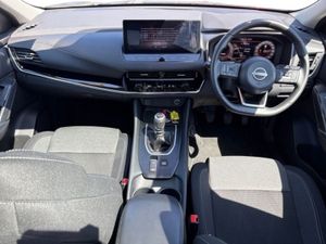 Nissan QASHQAI 1.3 PET Mild Hybrid SV Premium - Image 2