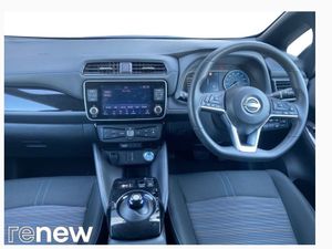 Nissan Leaf Leaf SV Premium 40 kWh - Image 2