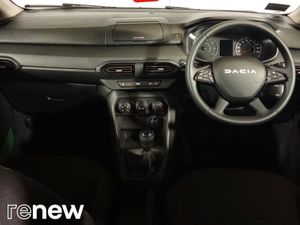 Dacia Sandero Stepway Essential - Image 2