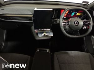 Renault Scenic E-tech 87kwh 220hp Techno - Image 2