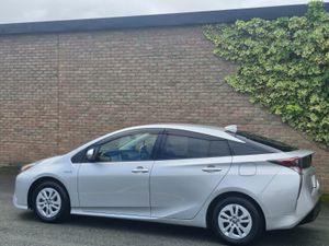 Toyota Prius 2017 - Image 3