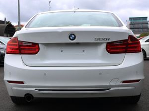 BMW 320I WHITE 2013 - Image 2