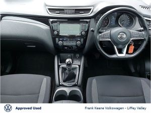 Nissan QASHQAI SV 1.3 Petrol  rear View Camera pa - Image 2