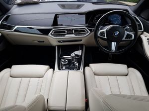BMW X5 Xdrive45e M Sport - Image 4
